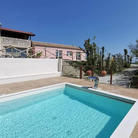 Vakantiehuis Ferienhaus Mit Privatpool Fuer 18 Personen Ca 500 Qm In Loreto, Adriakueste Italien Mittlere Italienische Adriakueste *