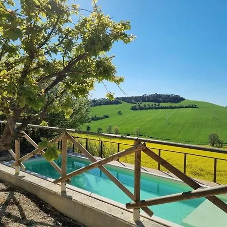 Ferienhaus Mit Privatpool Fuer 18 Personen Ca 500 Qm In Loreto, Adriakueste Italien Mittlere Italienische Adriakueste *